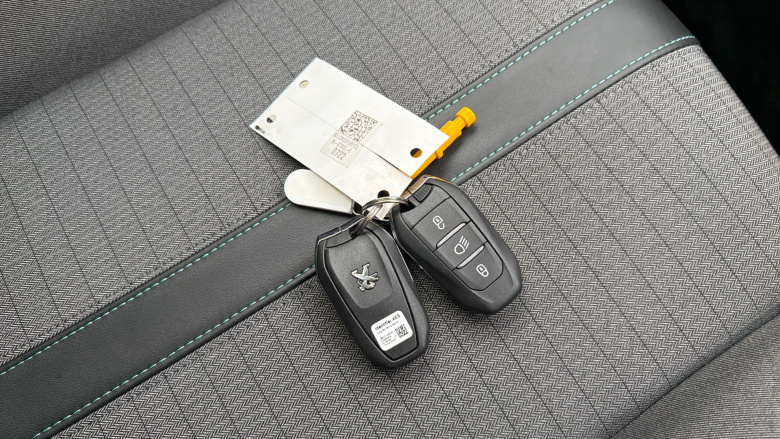 Peugeot 2008 1.2 PureTech 130 Allure Premium+ 5dr EAT8 Petrol Estate